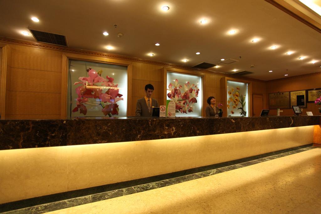 Garden City Hotel Ченду Екстер'єр фото