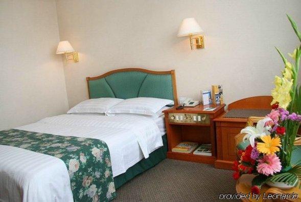 Garden City Hotel Ченду Екстер'єр фото