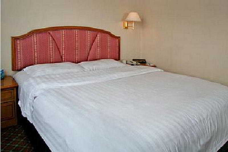 Garden City Hotel Ченду Екстер'єр фото