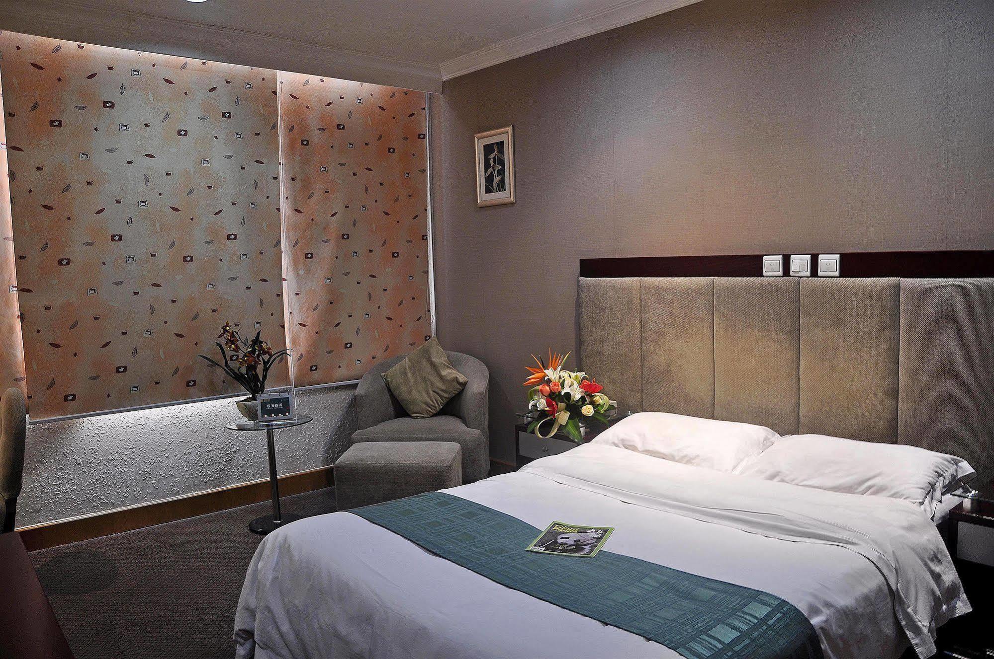 Garden City Hotel Ченду Екстер'єр фото